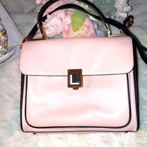 🆕NWOT 🆑🆑FURLA PINK & BLACK PIPING with gold feet,